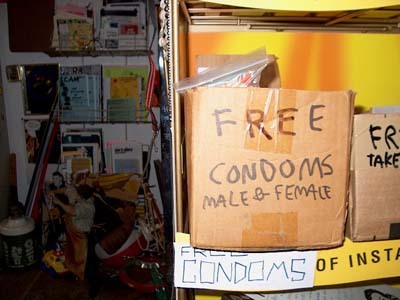 small_freecondoms.jpg